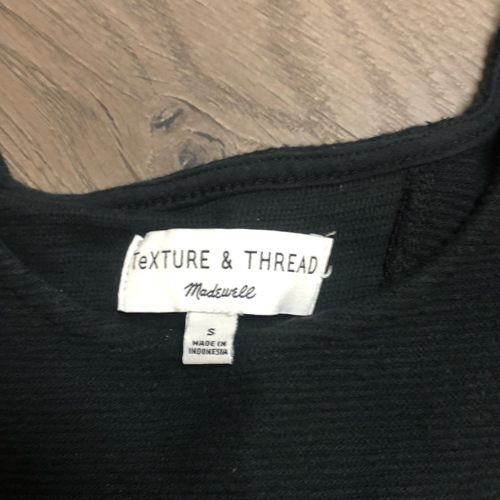 Madewell-texture & thread  split back shell top - Picture 2 of 3